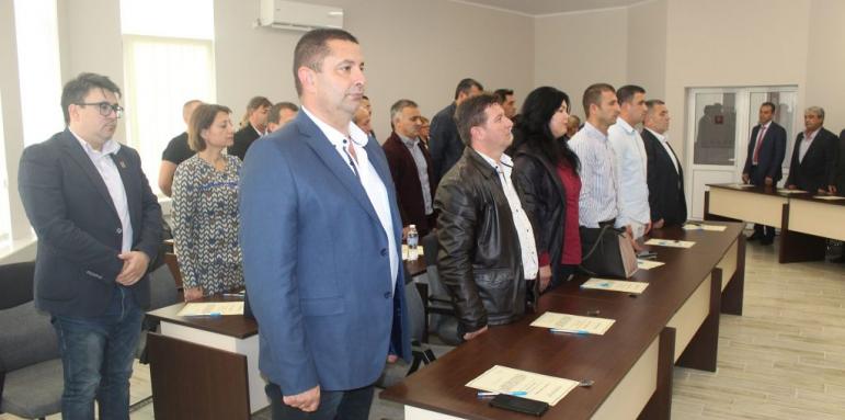 Общинският съвет в Кубрат гласува такса смет на морето